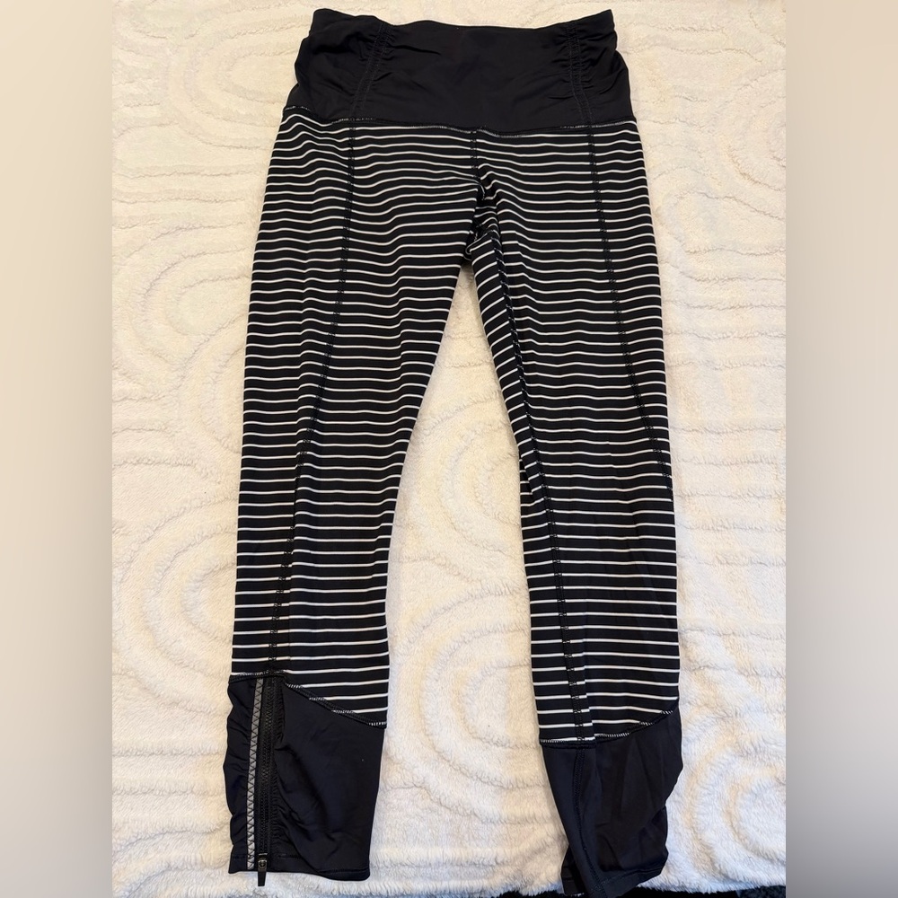 Lululemon Athletica Runday Crop Leggings, Size 4, Sporty Athletic Leggings